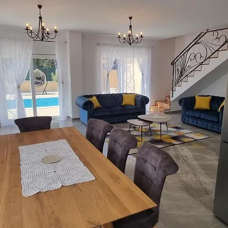 Villa Lukas&ana S Bazenom,djecjim Igralistem *