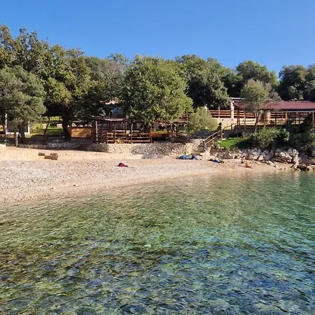 Lukas&ana S Bazenom,djecjim Igralistem Villa