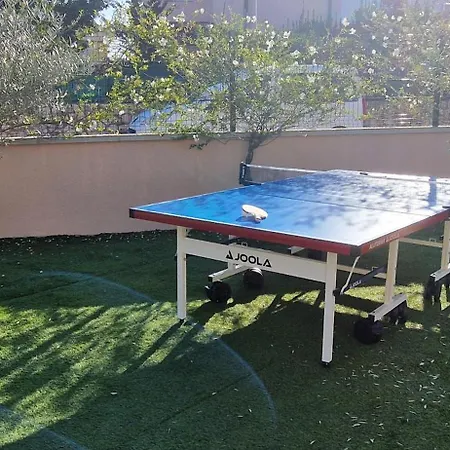 Lukas&ana S Bazenom,djecjim Igralistem Villa *