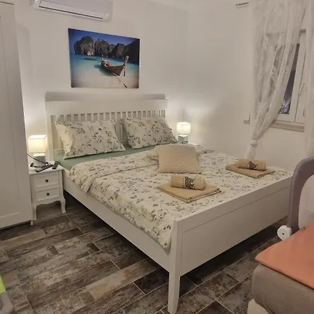 Villa Lukas&ana S Bazenom,djecjim Igralistem *