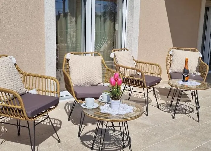 别墅 Lukas&ana S Bazenom,djecjim Igralistem