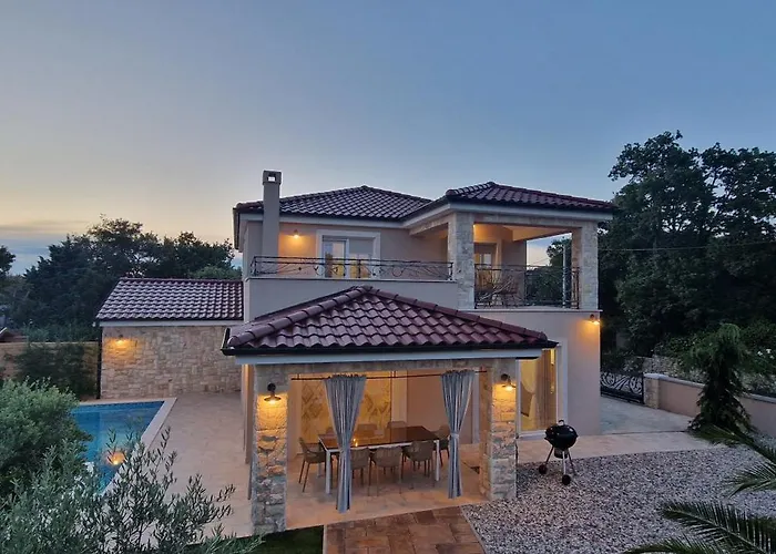 别墅 Lukas&ana S Bazenom,djecjim Igralistem *