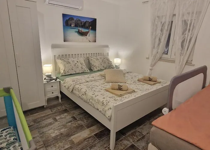 别墅 Lukas&ana S Bazenom,djecjim Igralistem *